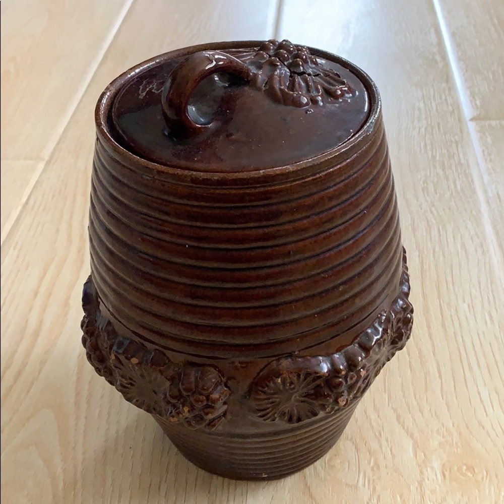 Unusual Bean Cannister